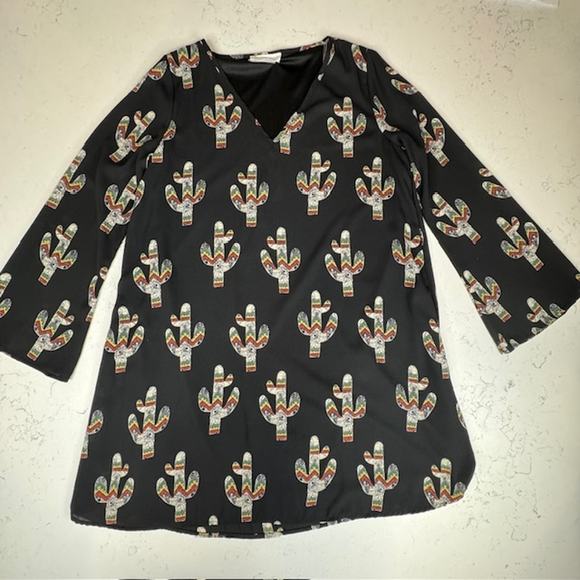 Black Cactus Sexy Flowy Peasant Mini Dress Bell Sleeve Sz Medium - Picture 8 of 12